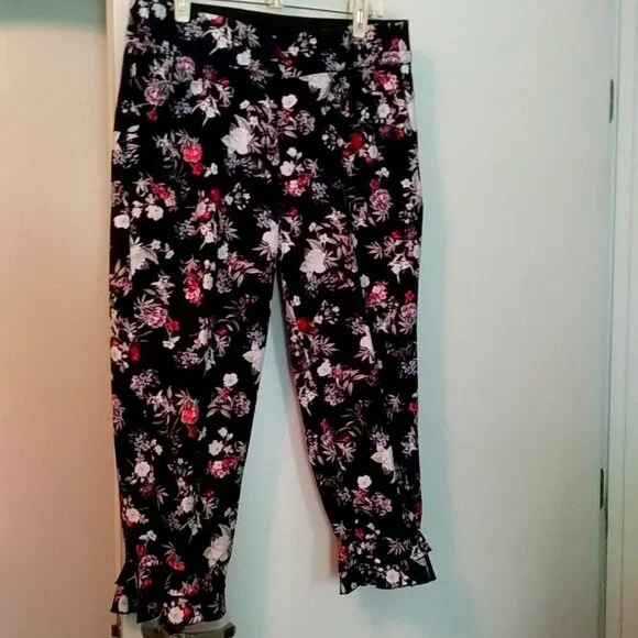 👖🌸💐LANE BRYANT Allie Ruffle Hem Floral Ankle Pants | Size 14 - Picture 2 of 10